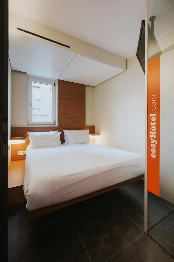 Easyhotel Berlin Hackescher Markt 2*,  Niemcy