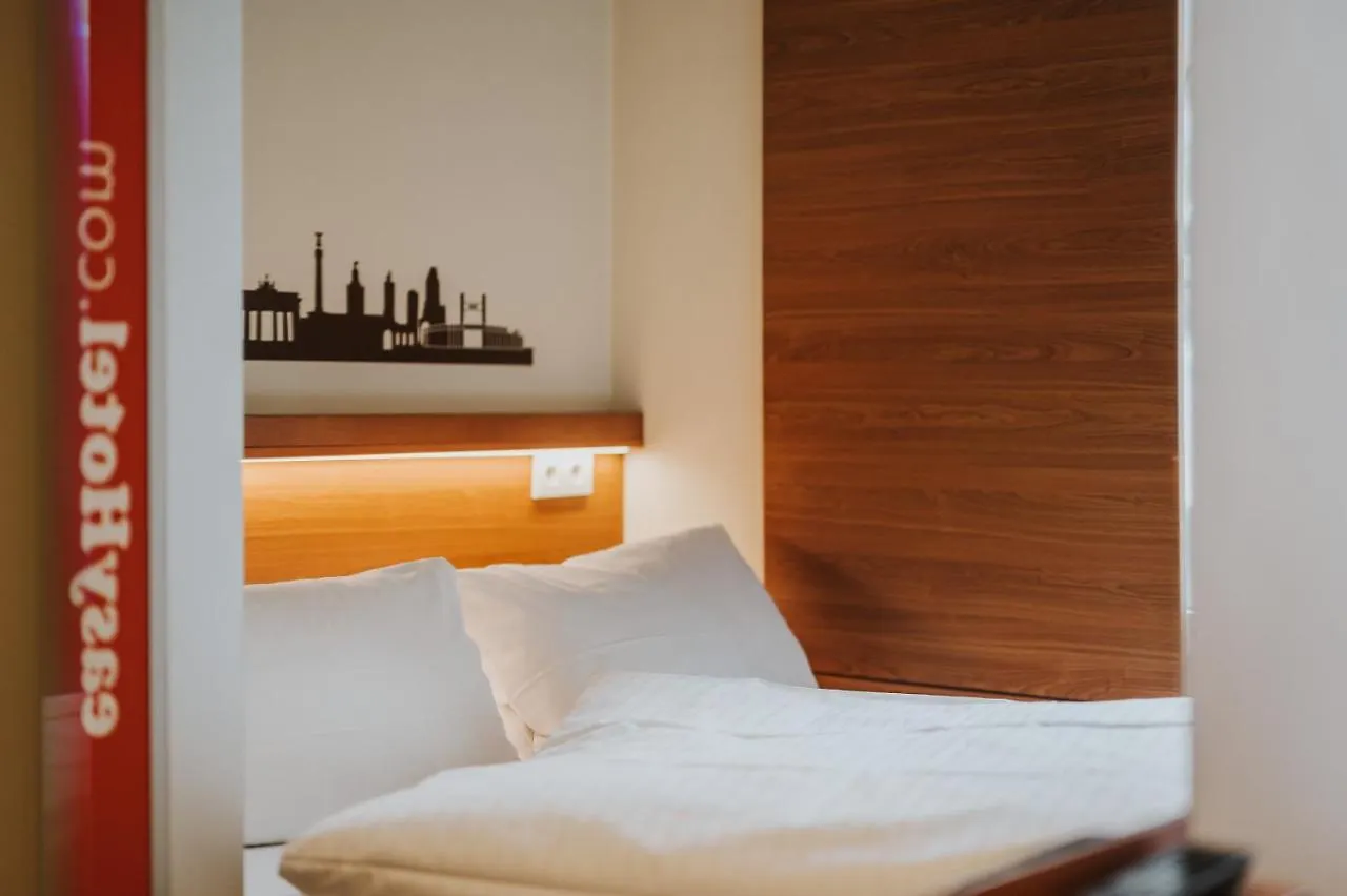 Hotel Easyhotel Berlin Hackescher Markt