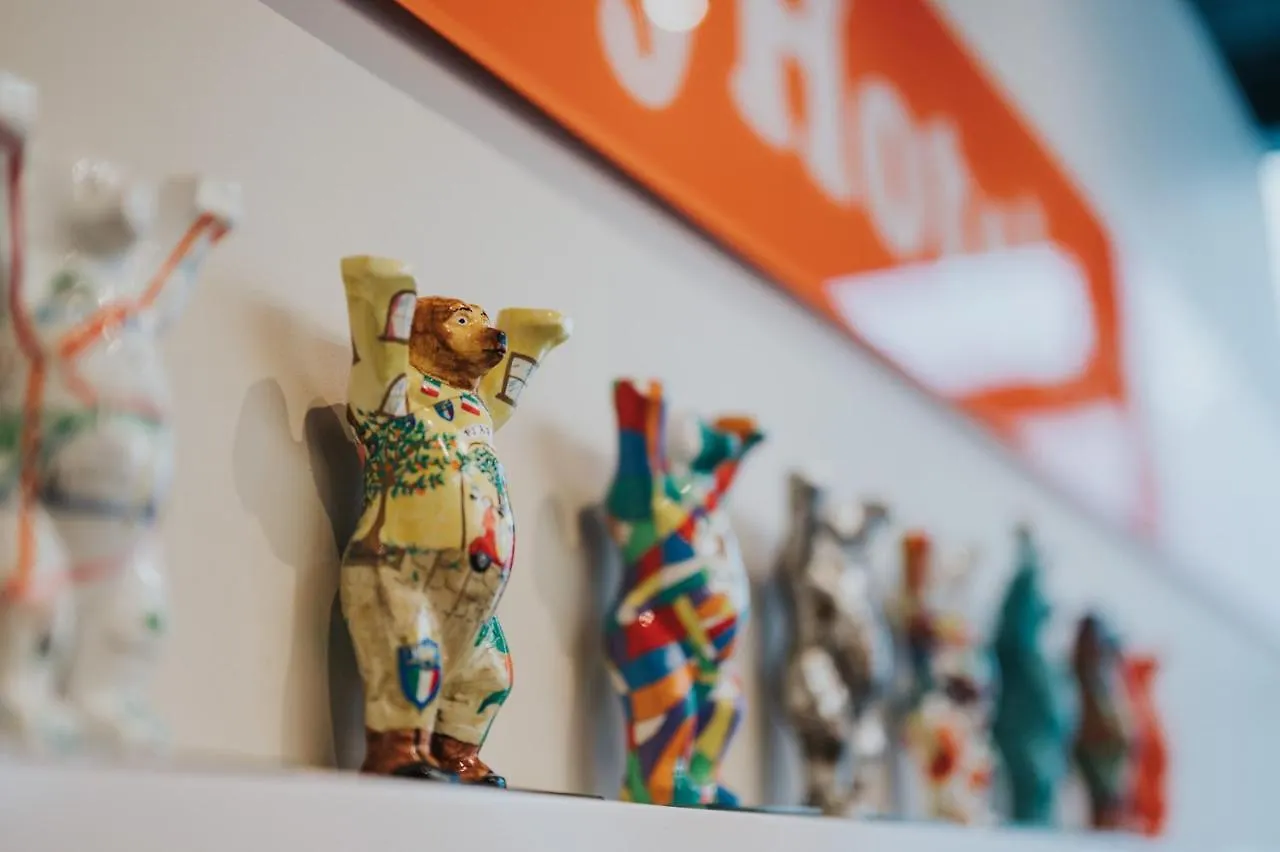 Отель Easyhotel Berlin Hackescher Markt